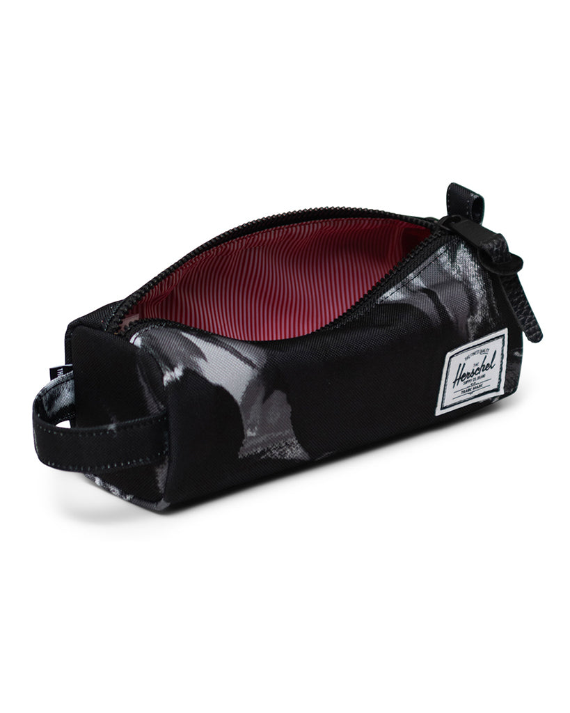 Herschel Supply Co Settlement Case - Dye Wash Black