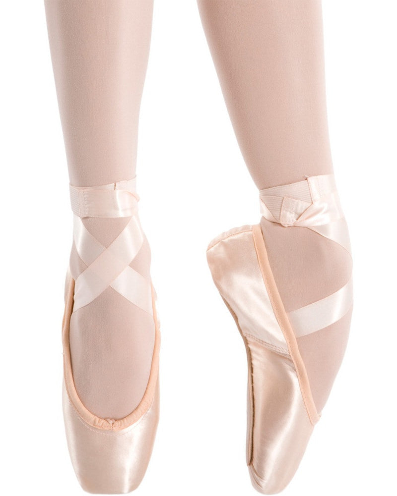 Freed Of London Classic Professional Pointe Shoes - Medium Shank - SBTCP Womens - Dance Shoes - Pointe Shoes - Dancewear Centre Canada