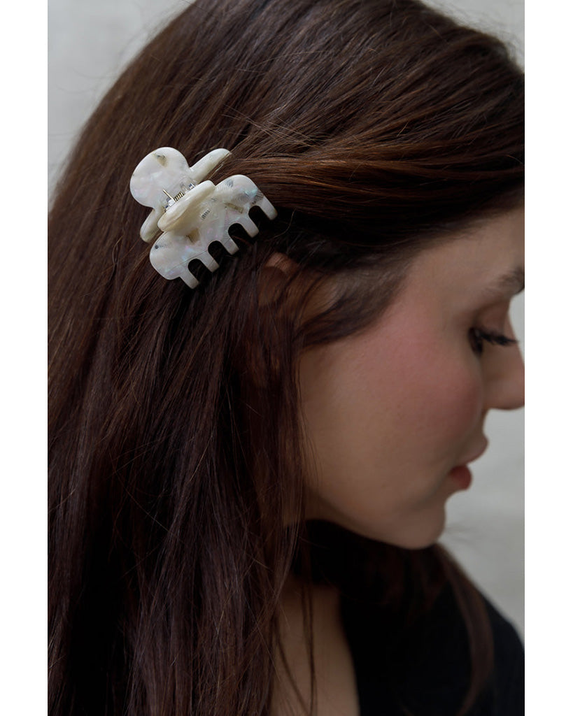 LimLim Small Octopus Jaw Clip - Ivory