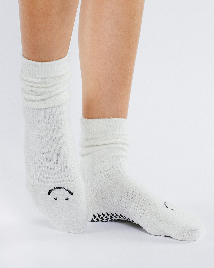Pointe Studio Happy Cloud Crew Grip Ankle Sock - Womens - Bone
