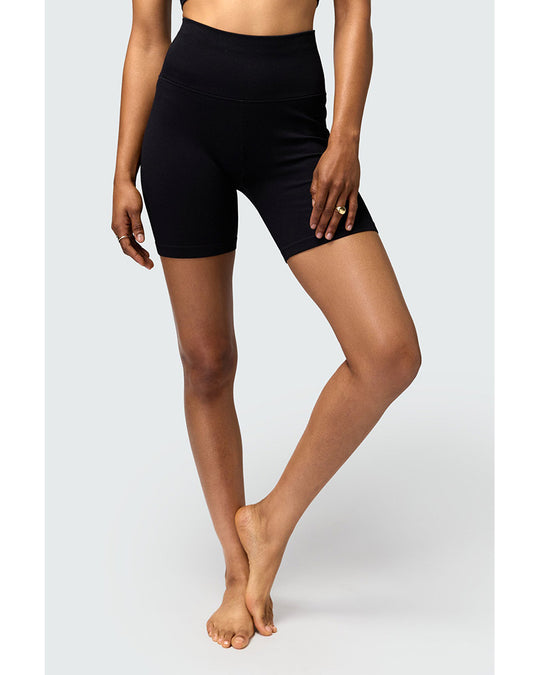 Spiritual Gangster Love Sculpt 5' Biker Shorts - SP43608003 - Womens - Black