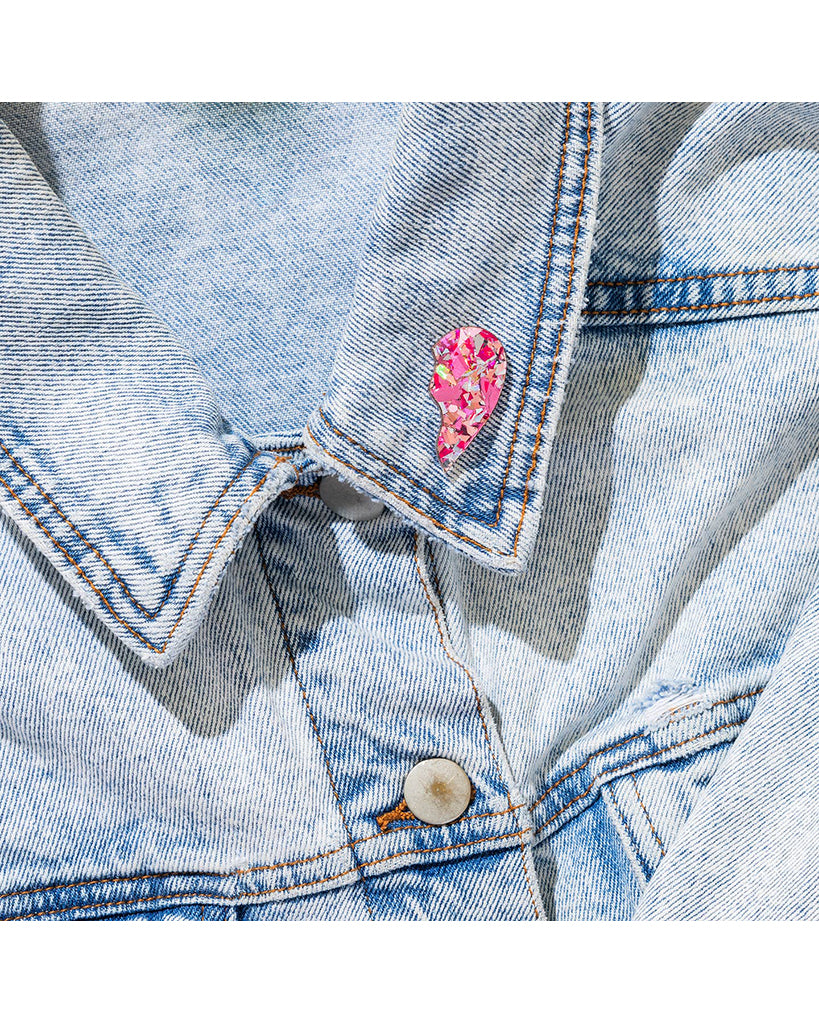 Taylor Elliott Designs 2 Pins Gift Card Holder - Best Friends Heart Pink Confetti